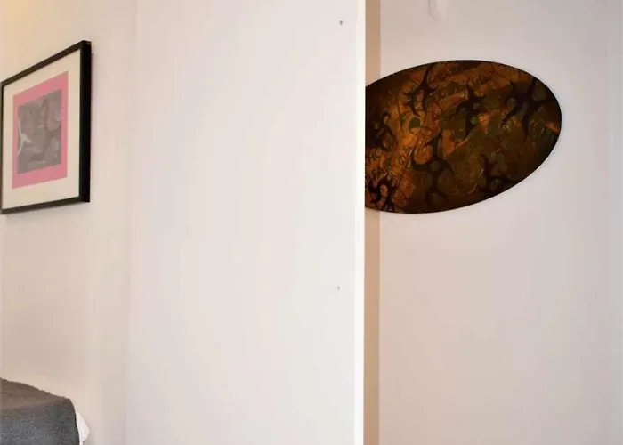 Apartamento ático De Arte Bañado En Sol
