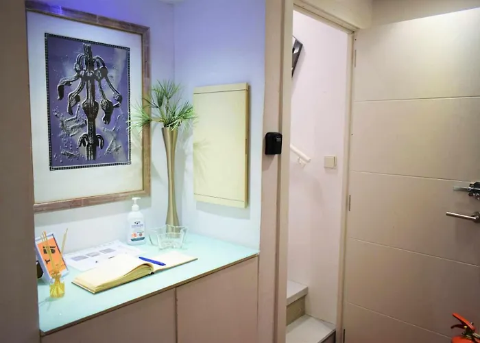 Apartamento ático De Arte Bañado En Sol *