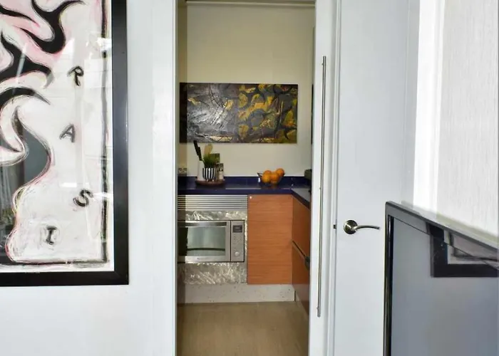 Apartamento ático De Arte Bañado En Sol